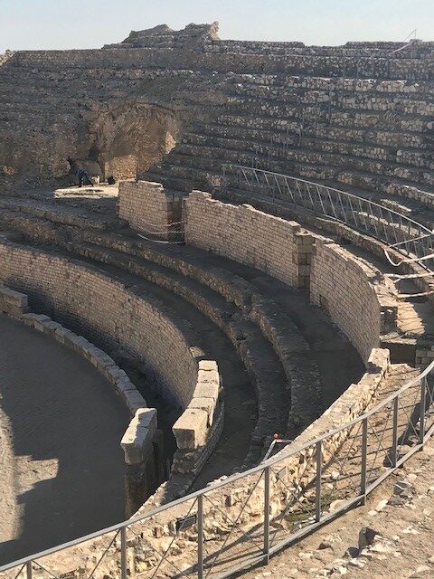 Picture of the Tarragona Roman amphitheatre ruins.